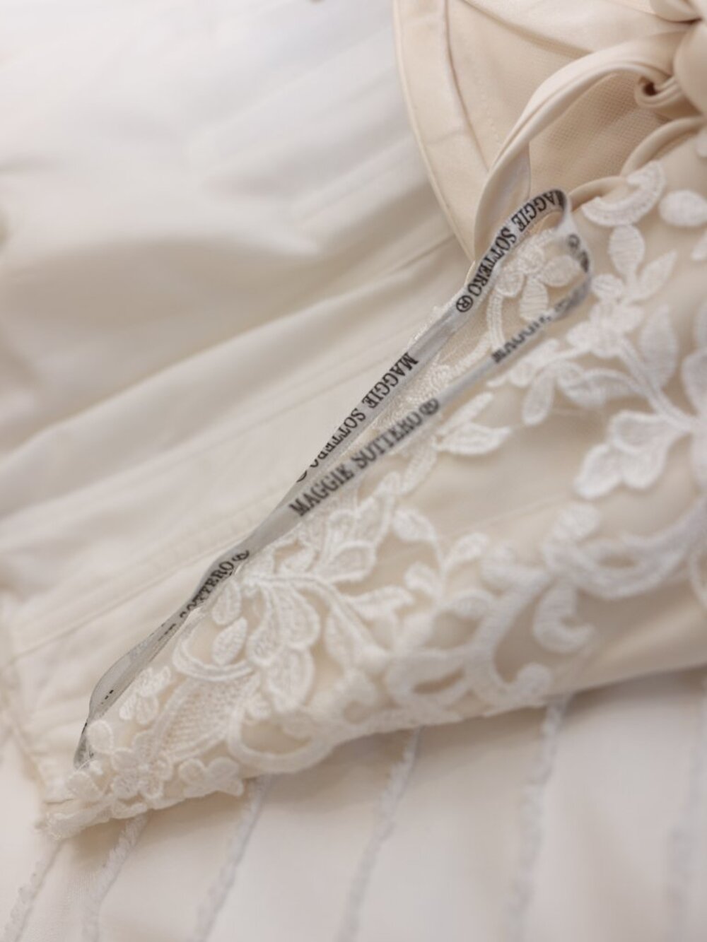 Paulina wedding gown by Maggie Sottero - Picture 11 of 16
